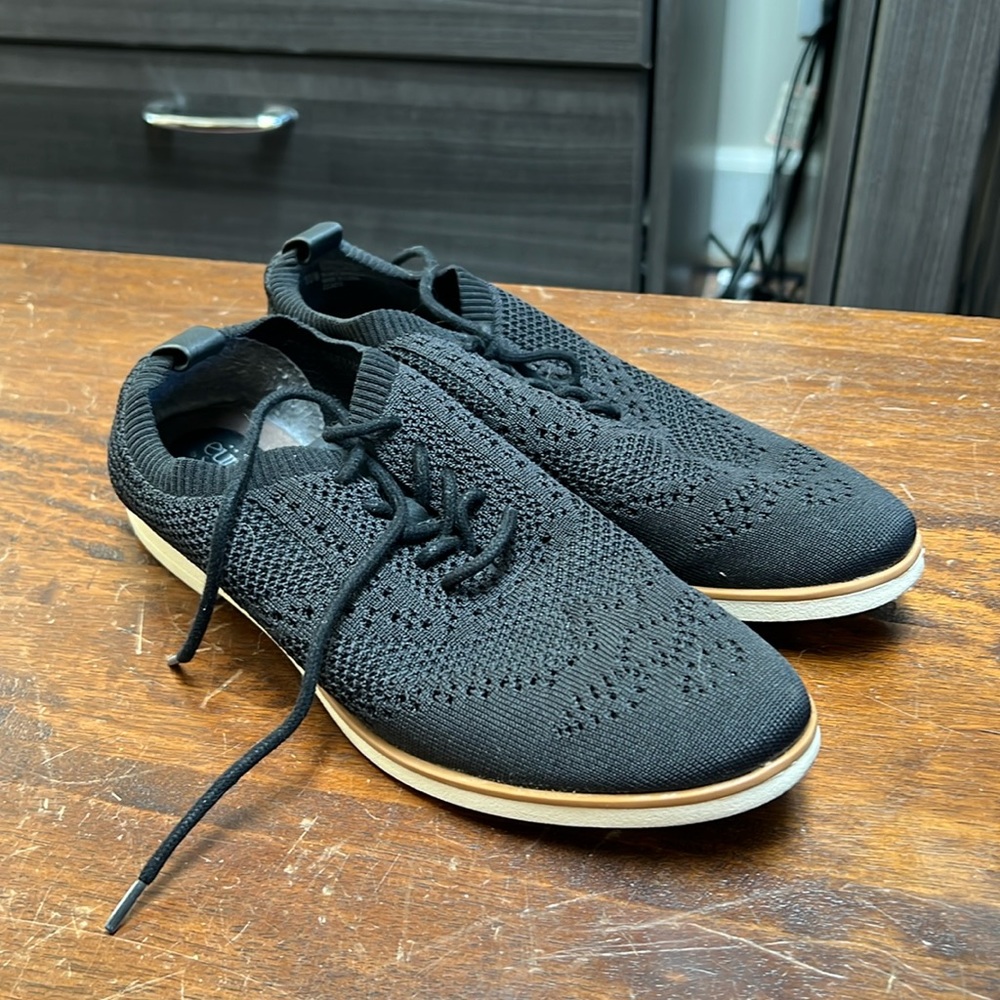Knit loafers